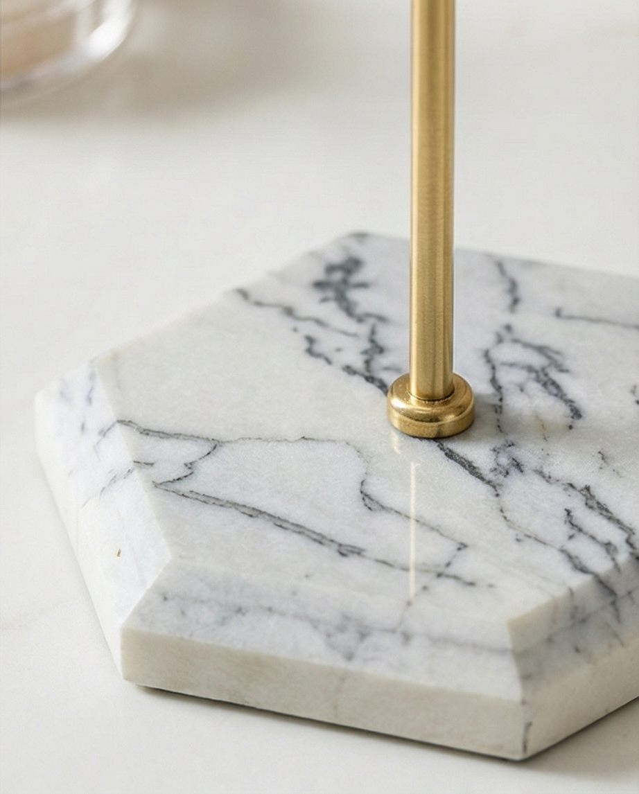 ✨ Minimalist Luxury Display Stand